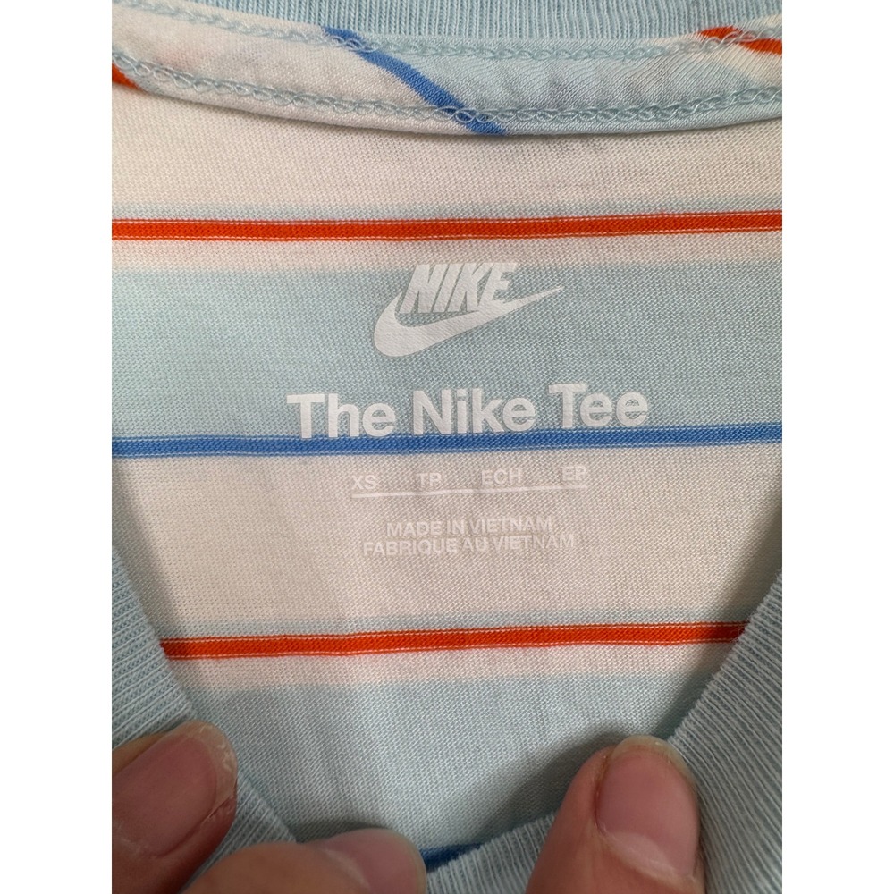 Nike Men's The Nike Tee Striped‎ Short Sleeve Shirt Size Xsmall - Picture 3 of 4